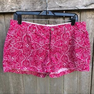 Old Navy Floral Pink And White Shorts Size 8